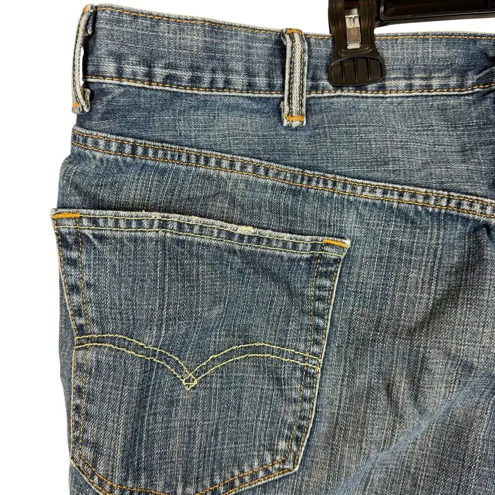 Levis description levi